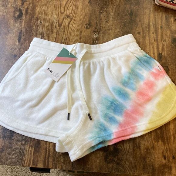 NWT Feat BlanketBend tie dye rainbow shorts Sz S Retro Stripe - Picture 2 of 6